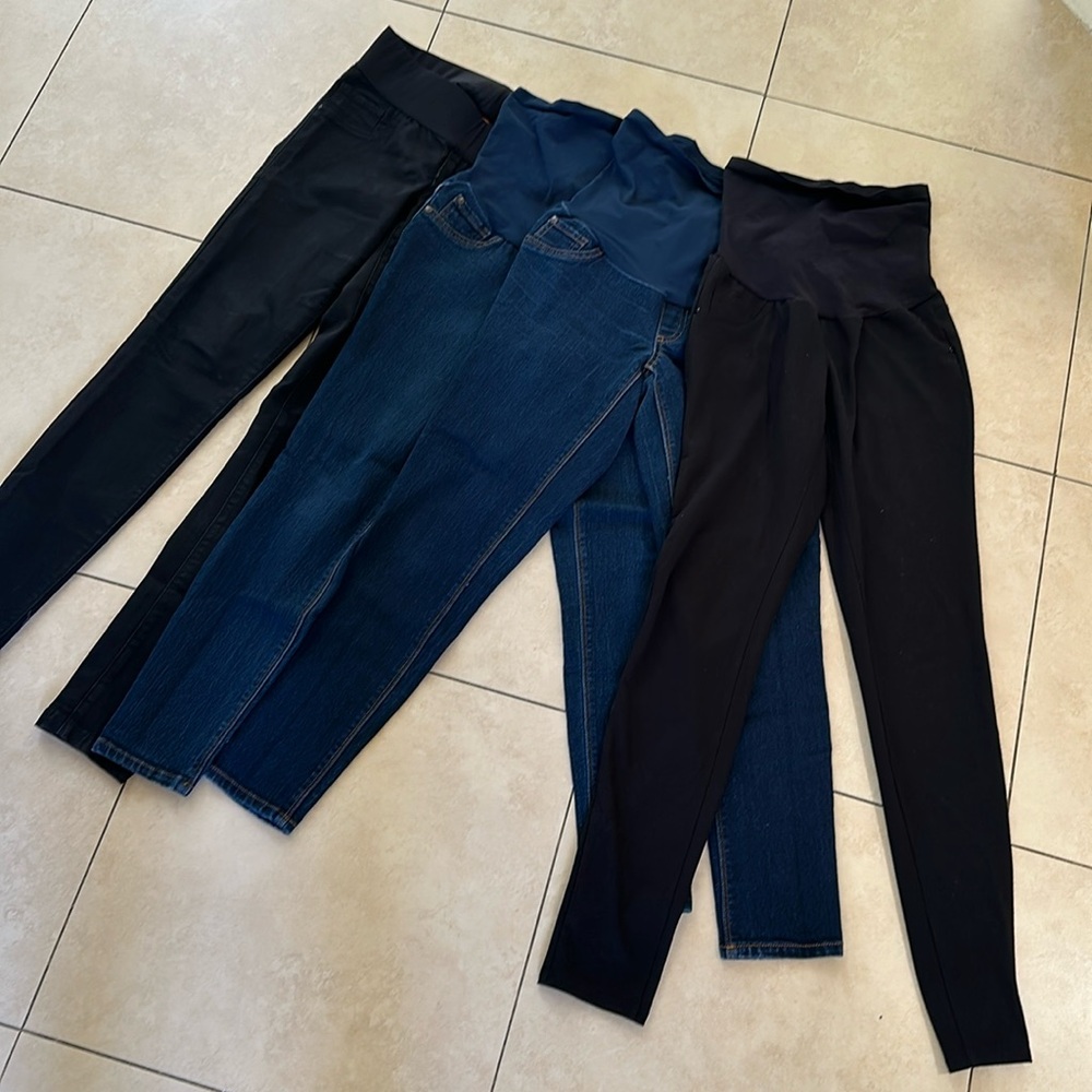 Maternity jeans bundle